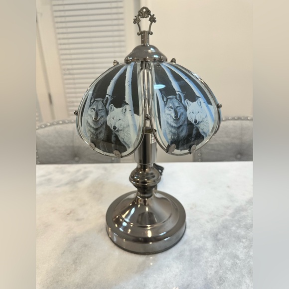 ORE International K320 Glass Wolf Scene Touch Lamp, Satin Nickel - Picture 1 of 5